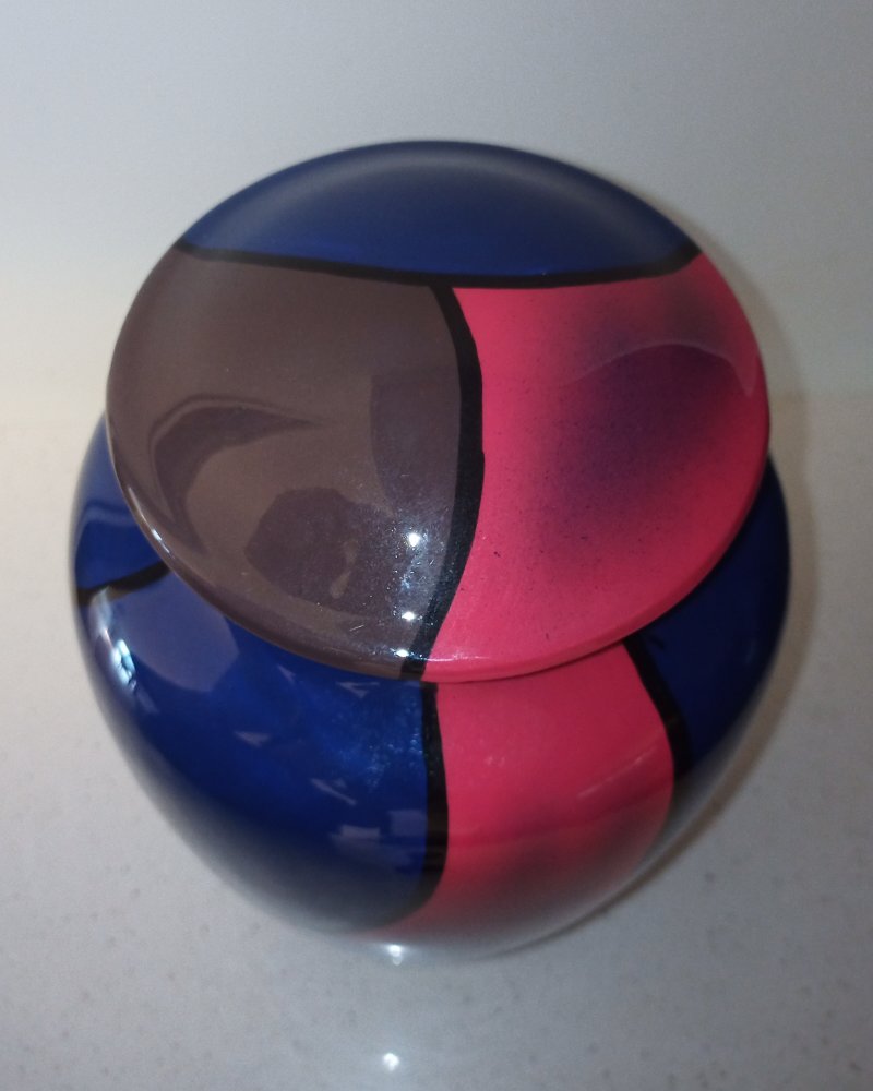 Abstract Urn - Image 4