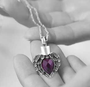 Angels Wings Heart - Purple - Image 5