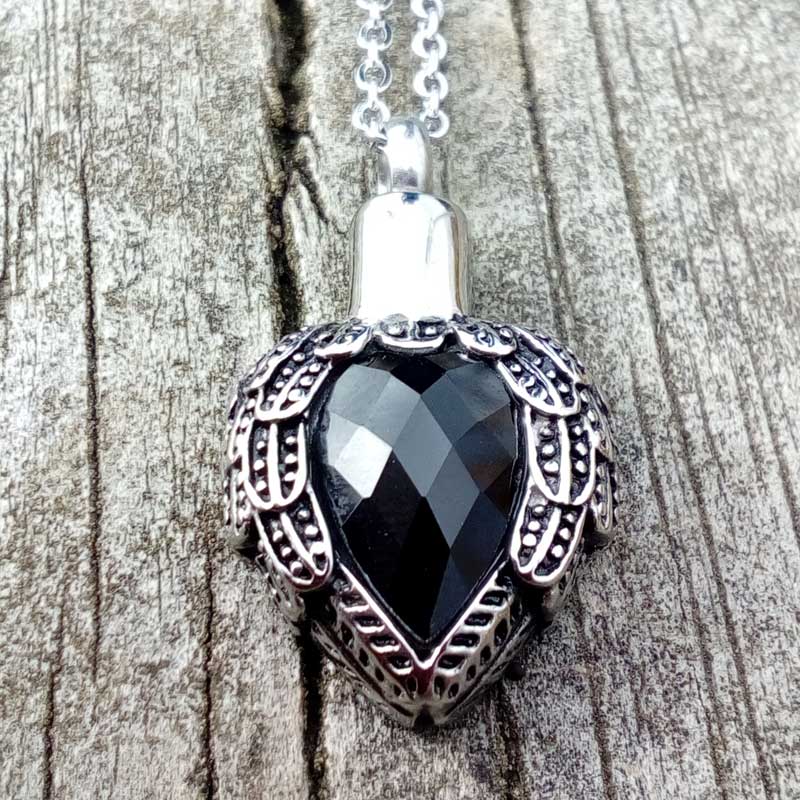 Angels Wings Heart - Black - Image 2