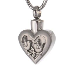 Alternative view of Doves in Heart