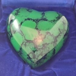 Marble Green Heart Urn - Image 4
