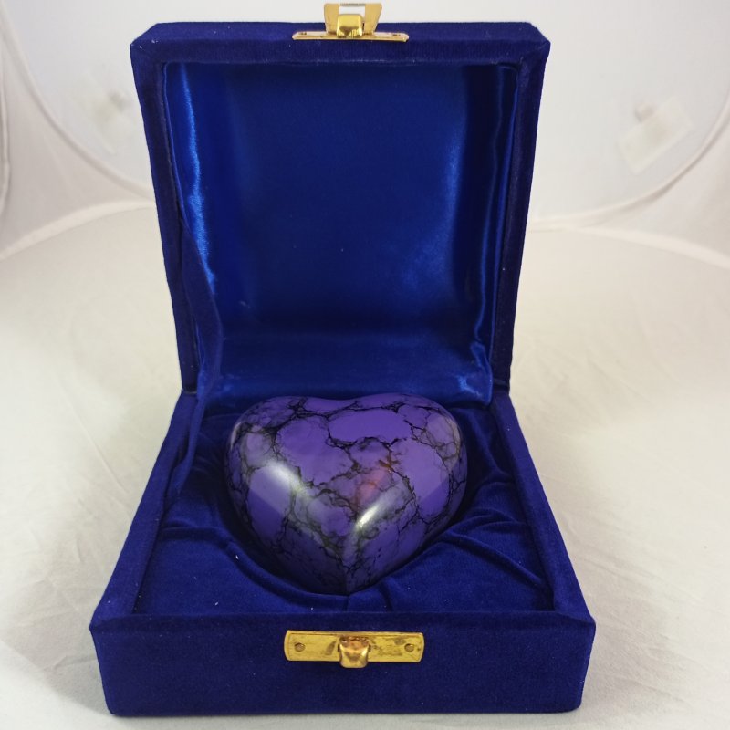Marble Purple Heart Urn - Image 4