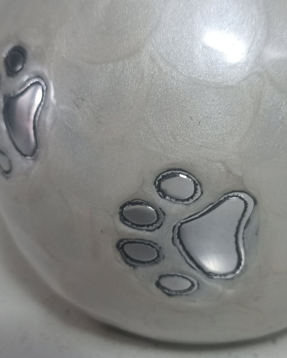 Love Drop Pet Urn - Image 4