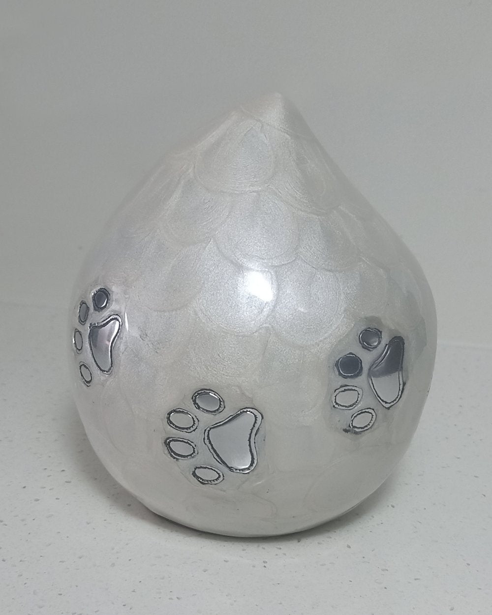 Love Drop Pet Urn