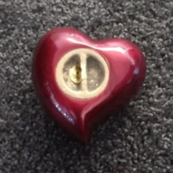 Swift Deep Red Heart Urn - Image 6