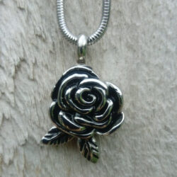Remembrance Rose - Image 5