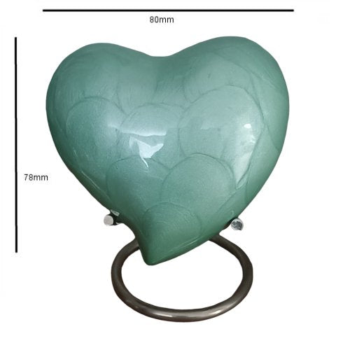 Swift Green Heart Urn - Image 3