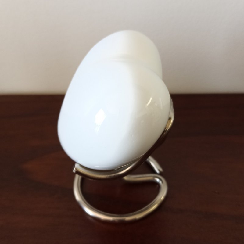 Classic White Heart Urn - Image 5