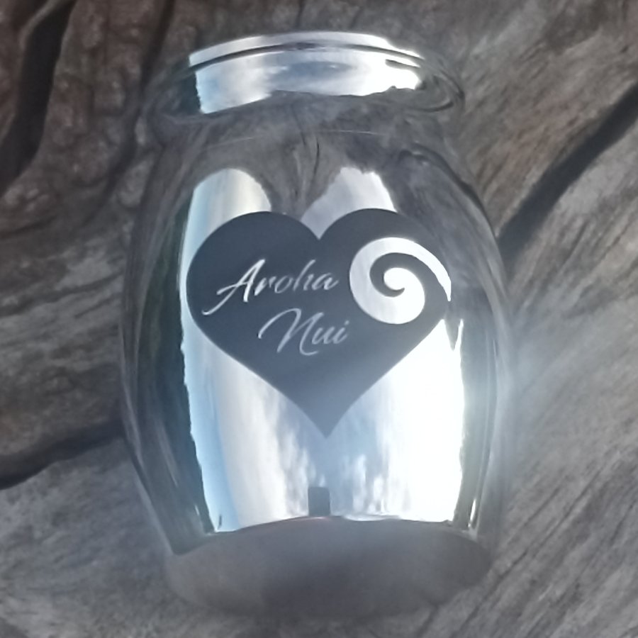 Aroha Nui Tiny Urn - Image 4