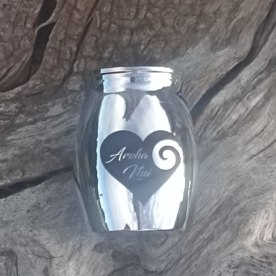 Aroha Nui Tiny Urn - Image 3