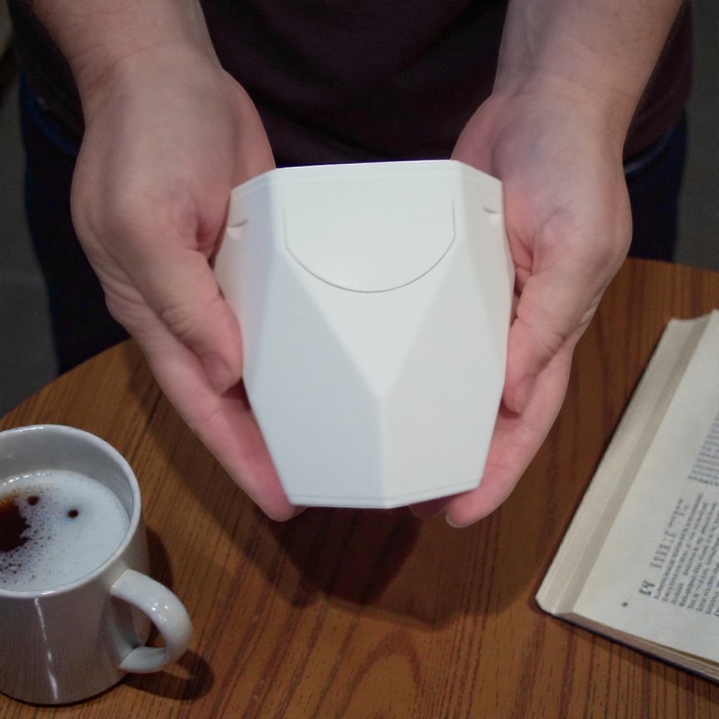 Biodegradable EarthSong Urn - Image 2